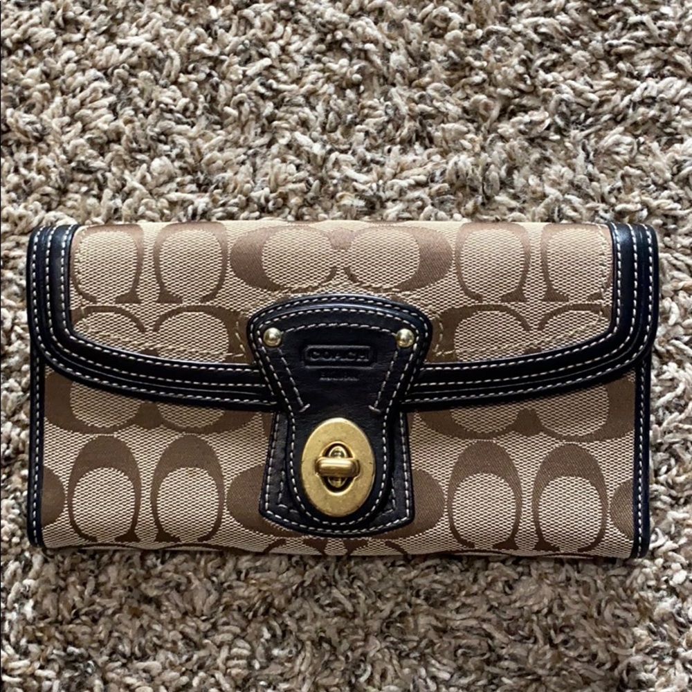 Coach wallet